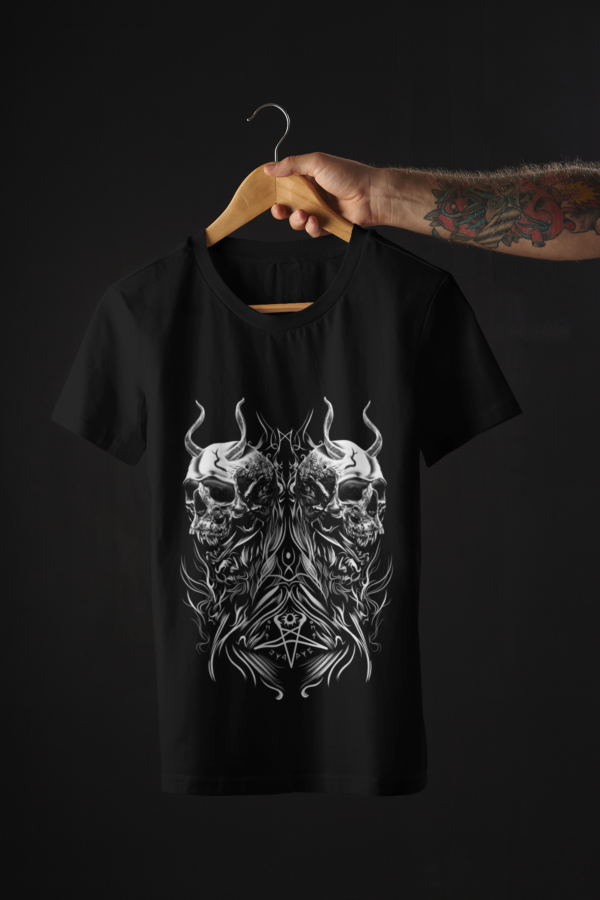 Evil Agnan T-shirt showcasing intricate demonology-inspired design, blending American and Brazilian cultural elements in a unique style statement.